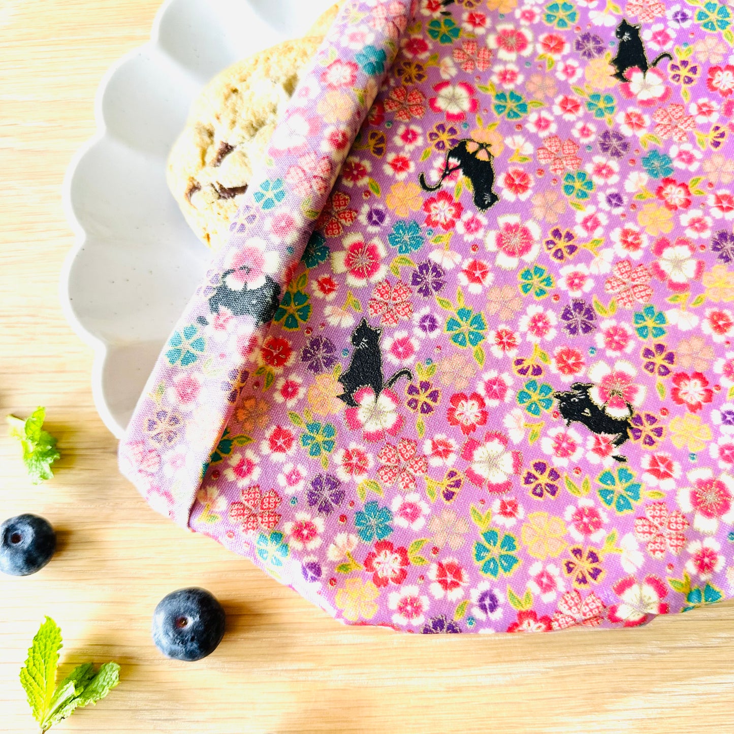 Black cats, Sakura, Purple, Set of 4 Beeswax Food Wraps