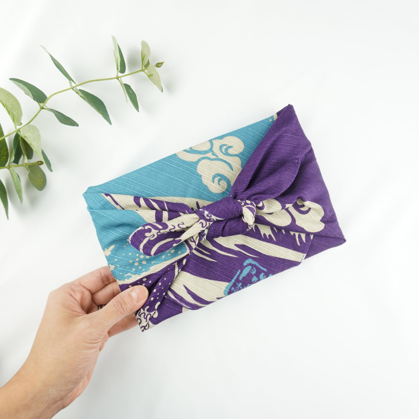 Mt Fuji Furoshiki, Japanese Wrapping cloth, Furoshiki Gift Wrap | Hokusai, The Great Wave, 50 x 50 cm