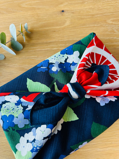 Eco‑Friendly Furoshiki Gift Wrap – Reusable 50 cm Cloth – Hydrangea, Shrine Gate & Wagasa Design