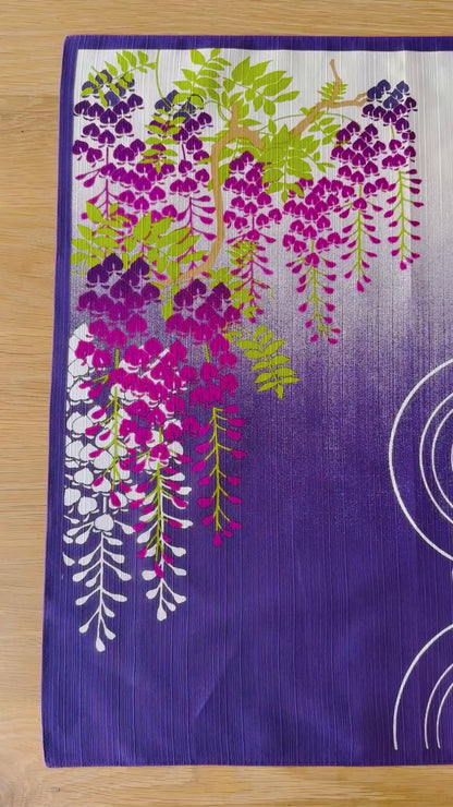 Eco‑Friendly Furoshiki Gift Wrap – Reusable 50 cm Cloth – Koi Fish & Wisteria Design
